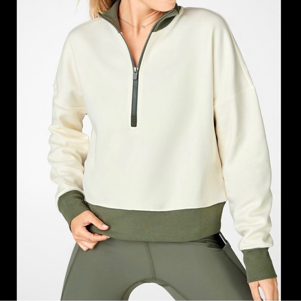 Fabletics Catarina Cream Green Half Zip Pullover Sweatshirt Athletic Activewear